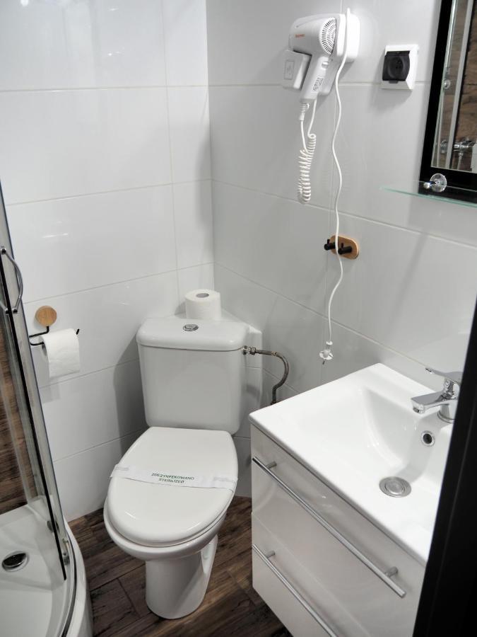 Hotel Awis Кутно Экстерьер фото