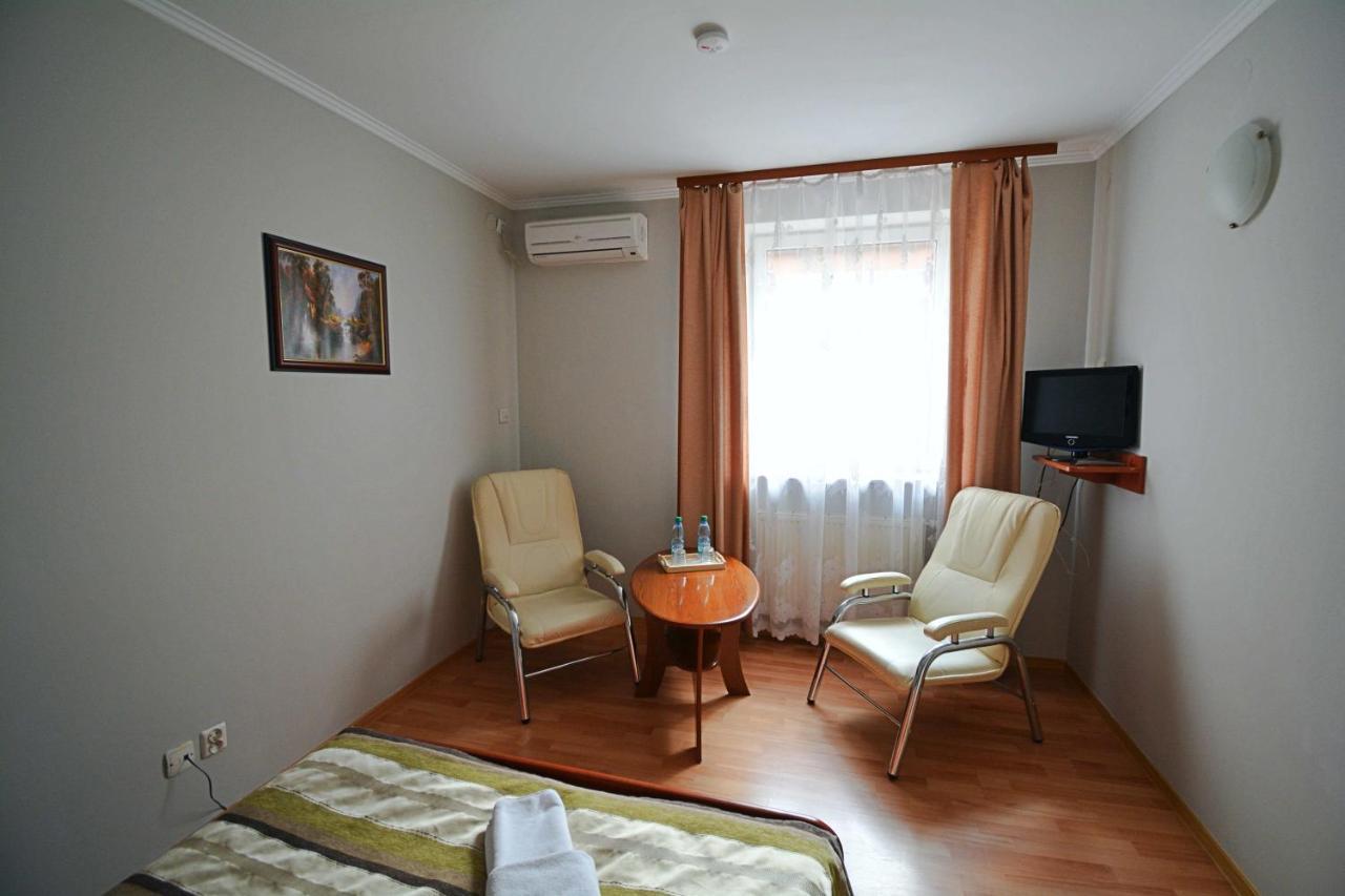 Hotel Awis Кутно Экстерьер фото
